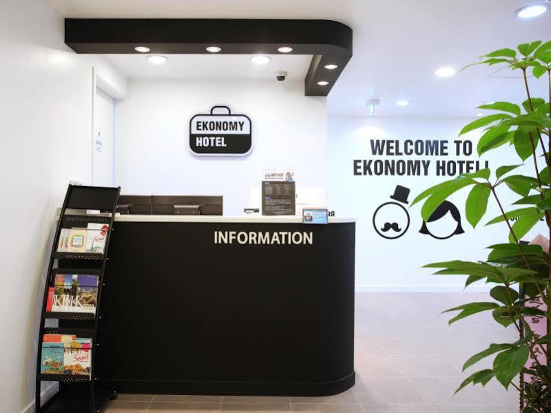 Ekonomy Hotel Myeongdong Central Seoul Exterior photo